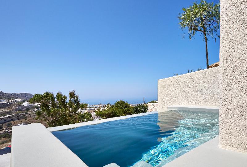 Aeon Suites by Mr and Mrs White - Oda