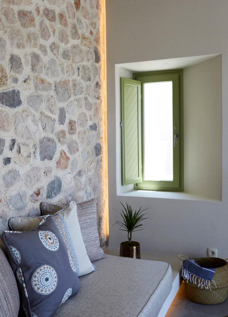 Aeon Suites by Mr and Mrs White - Oda