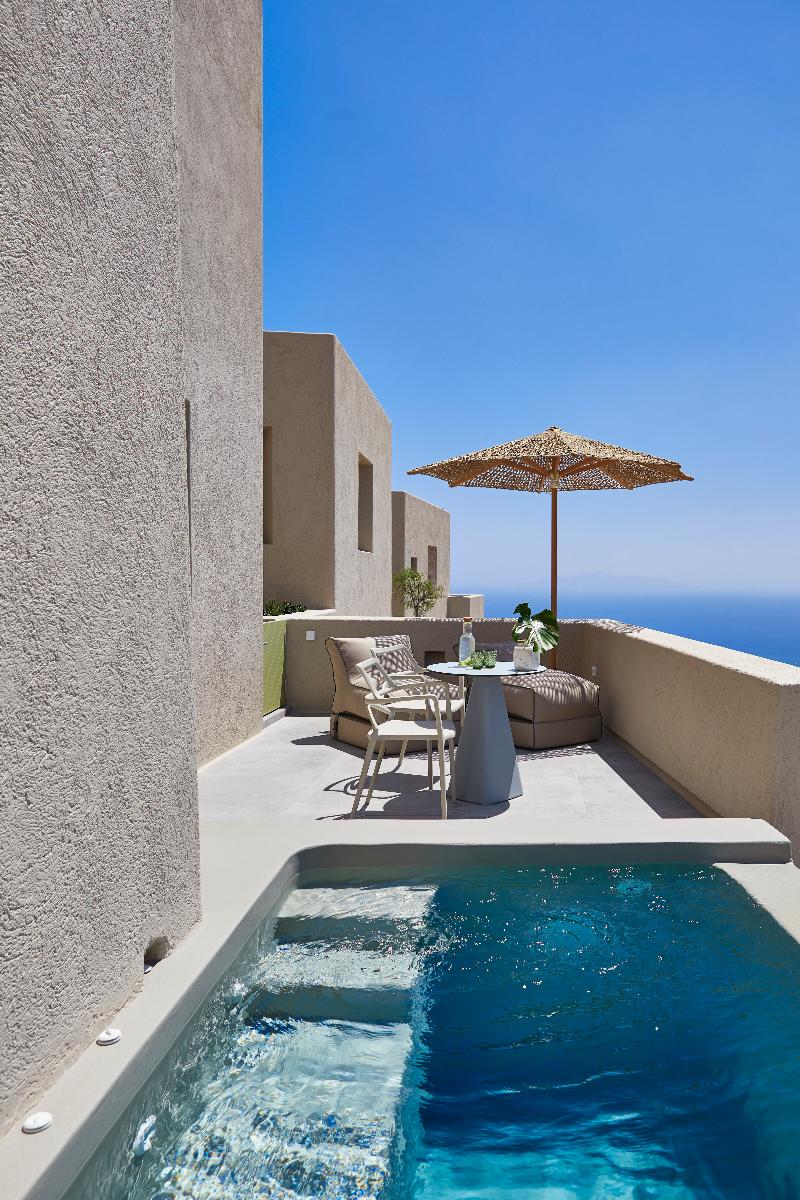 Aeon Suites by Mr and Mrs White - Oda