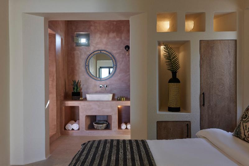 Aeon Suites by Mr and Mrs White - Oda