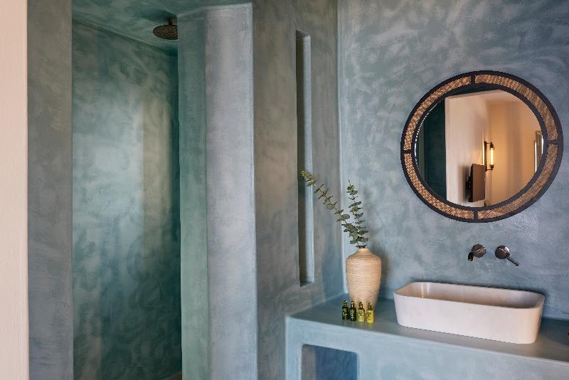 Aeon Suites by Mr and Mrs White - Oda