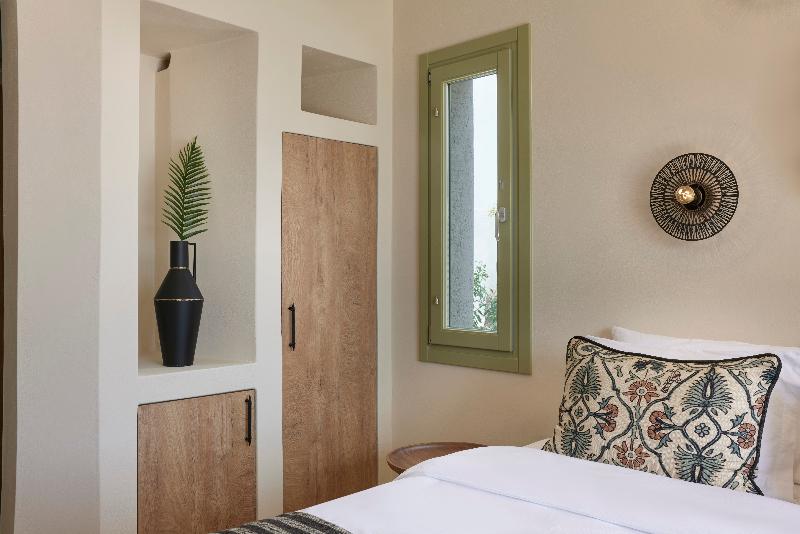 Aeon Suites by Mr and Mrs White - Oda
