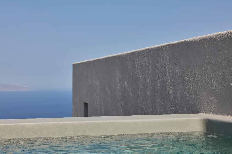 Aeon Suites by Mr and Mrs White - Oda