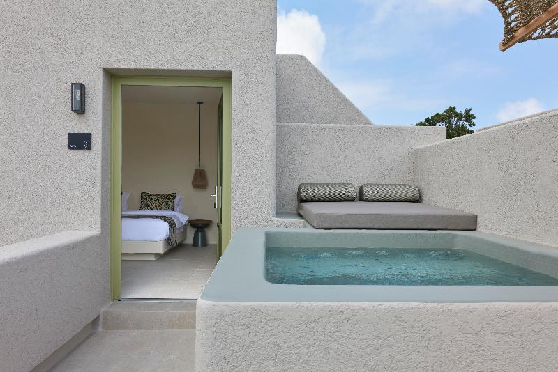 Aeon Suites by Mr and Mrs White - Oda