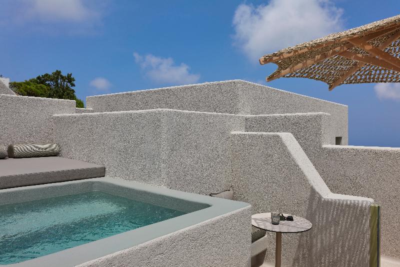 Aeon Suites by Mr and Mrs White - Oda