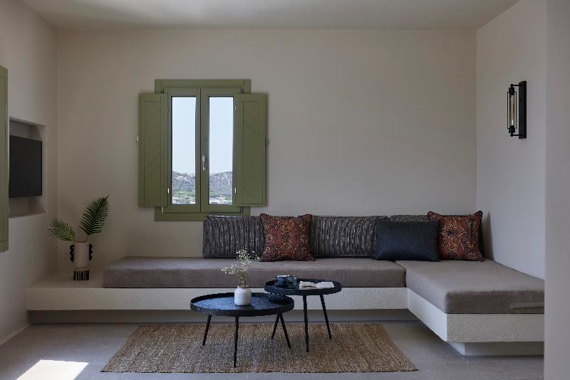 Aeon Suites by Mr and Mrs White - Oda