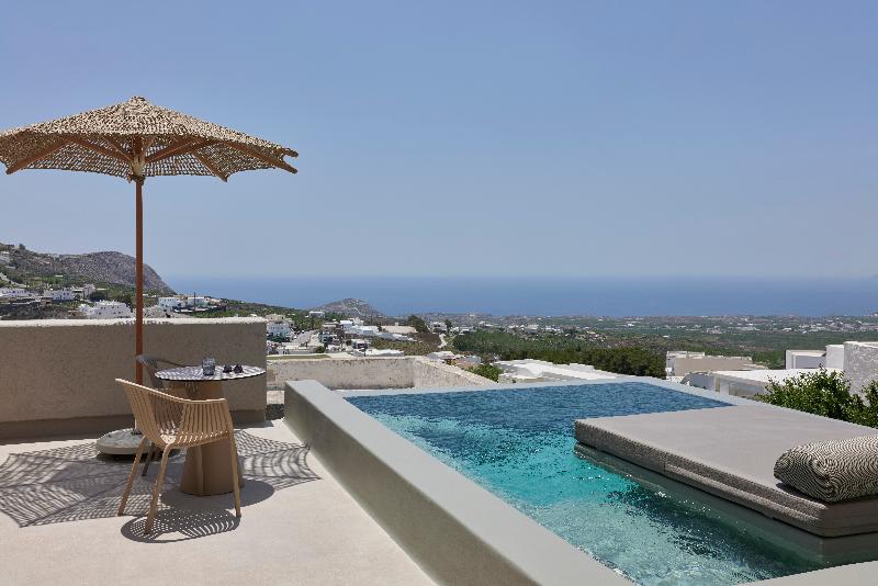 Aeon Suites by Mr and Mrs White - Oda