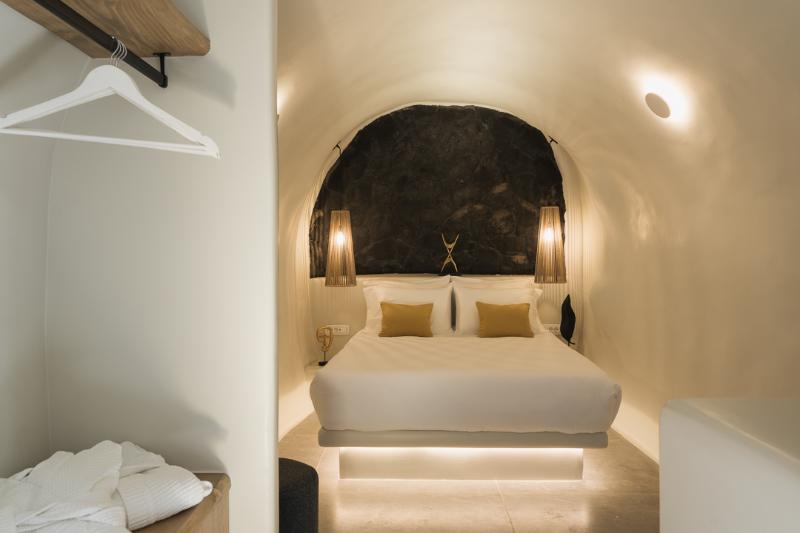Aeon Suites by Mr and Mrs White - Oda