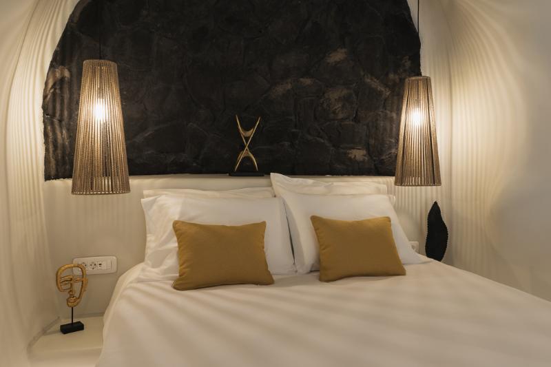 Aeon Suites by Mr and Mrs White - Oda