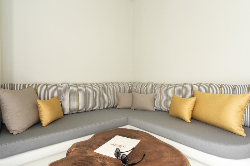 Aeon Suites by Mr and Mrs White - Oda