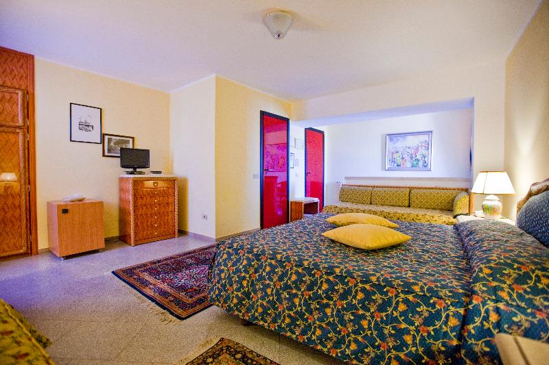 Hotel Elimo - Oda