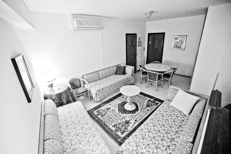 Hotel Elimo - Oda