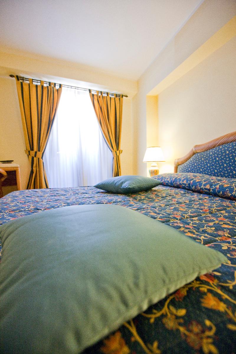 Hotel Elimo - Oda