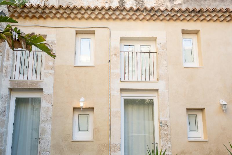 Residence Ortigia - Genel