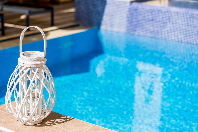 Ammos Suites - Havuz