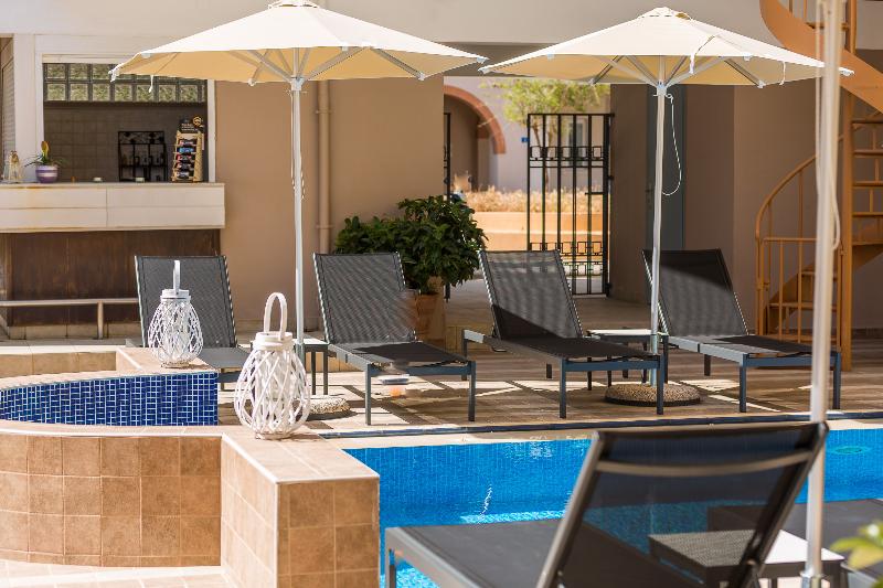 Ammos Suites - Havuz