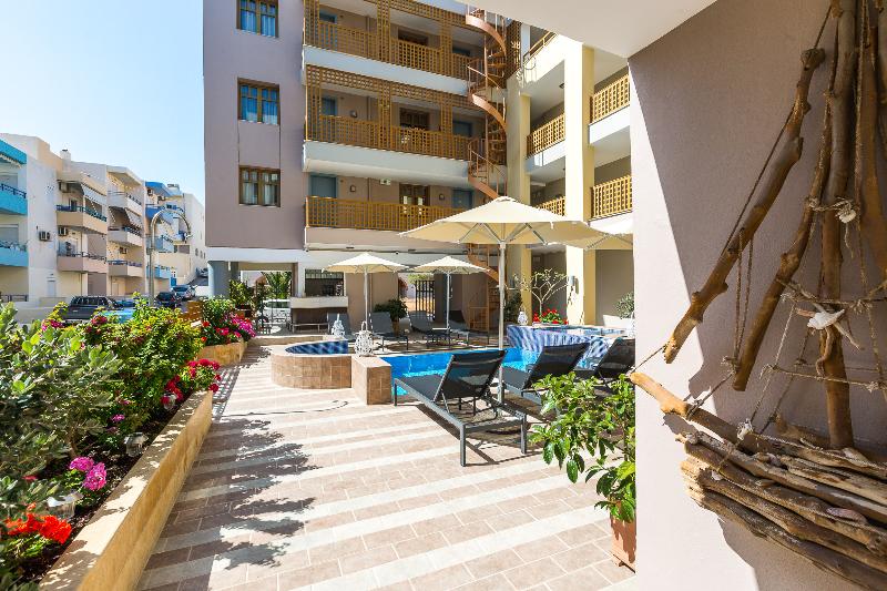Ammos Suites - Havuz