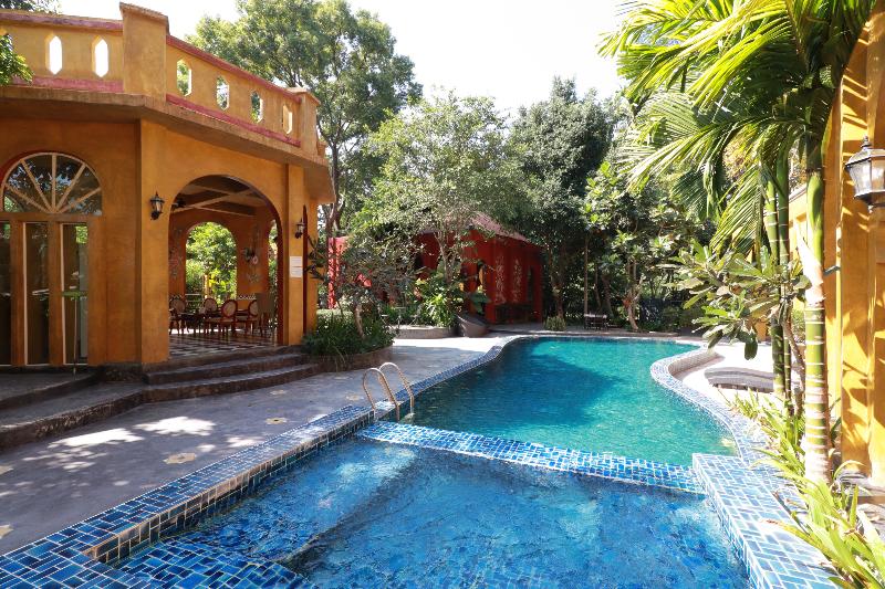 Capital O 469 At Nata Chiangmai Chic View - Havuz