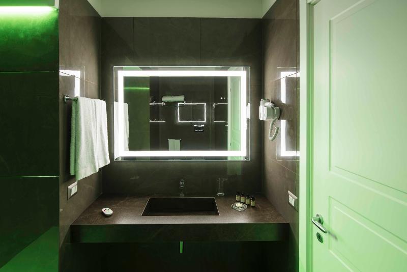 Caruso Place - Luxury Rooms & Suites - Oda