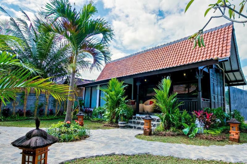 Canvas Escape Resort - Genel