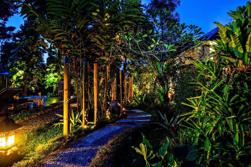 Canvas Escape Resort - Genel