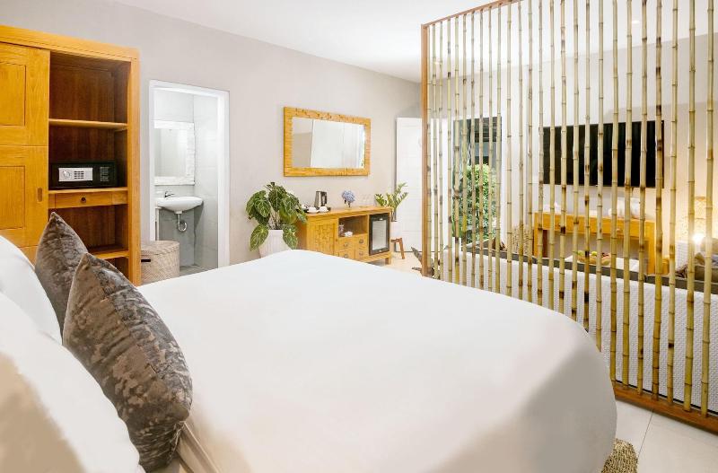 Canvas Escape Resort - Oda