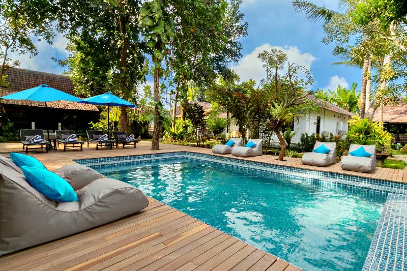 Canvas Escape Resort - Havuz