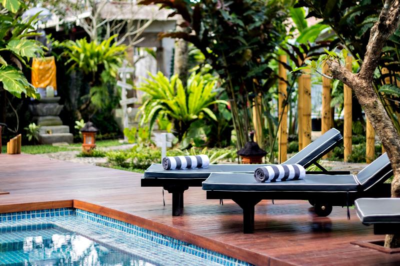 Canvas Escape Resort - Havuz