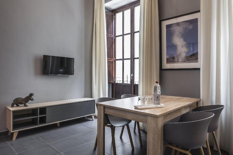 Catalina Suites San Nicolas 3* - Oda