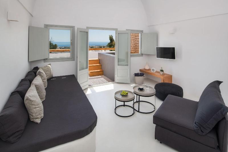 June Twenty Suites - Oda