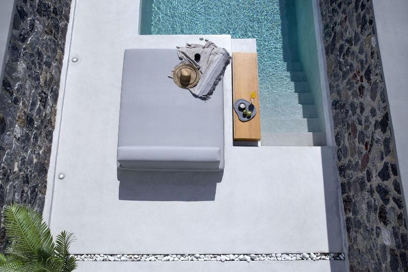 June Twenty Suites - Oda