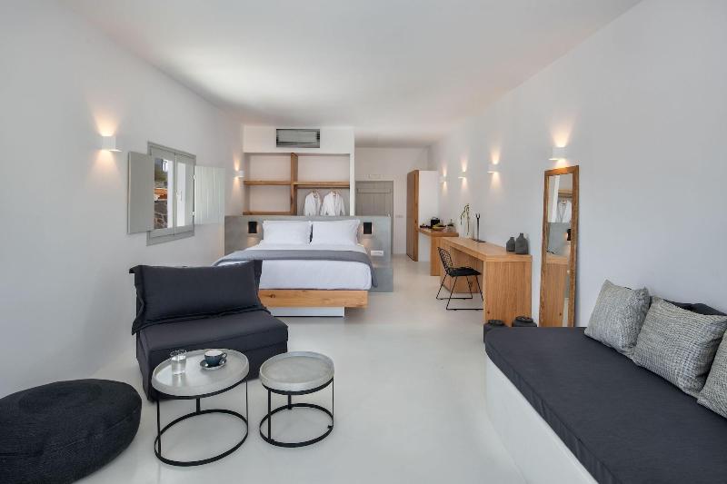 June Twenty Suites - Oda