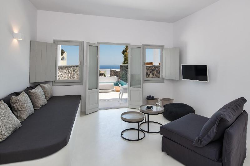 June Twenty Suites - Oda