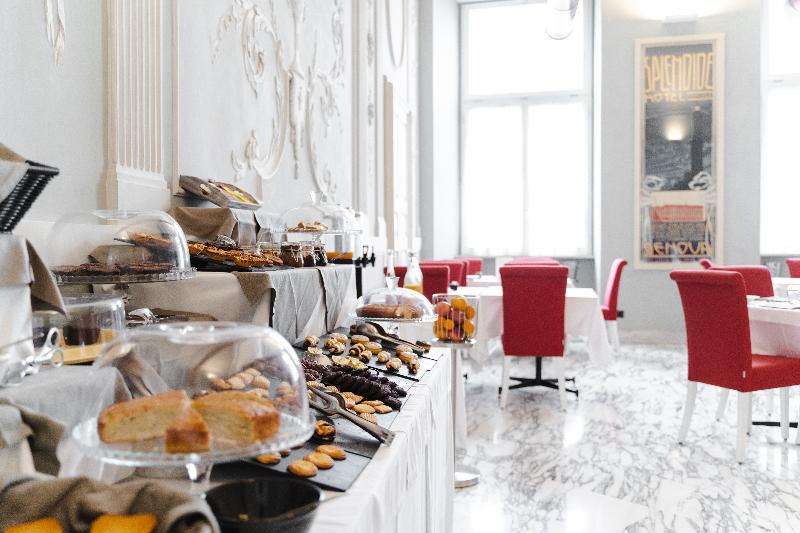 Hotel De Ville - Restoran
