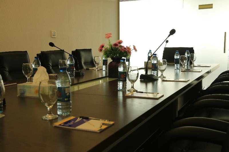 Al Dyafa Hotel Suites - Toplantı