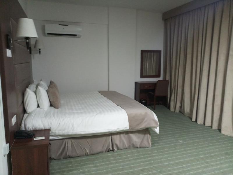 Al Dyafa Hotel Suites - Oda