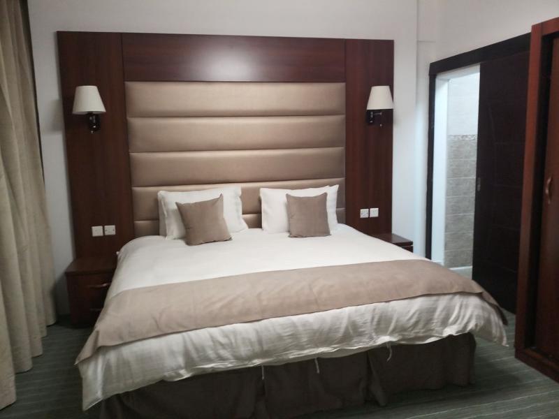 Al Dyafa Hotel Suites - Oda