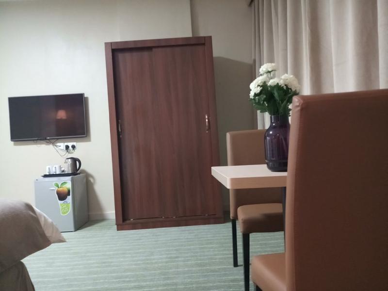 Al Dyafa Hotel Suites - Oda