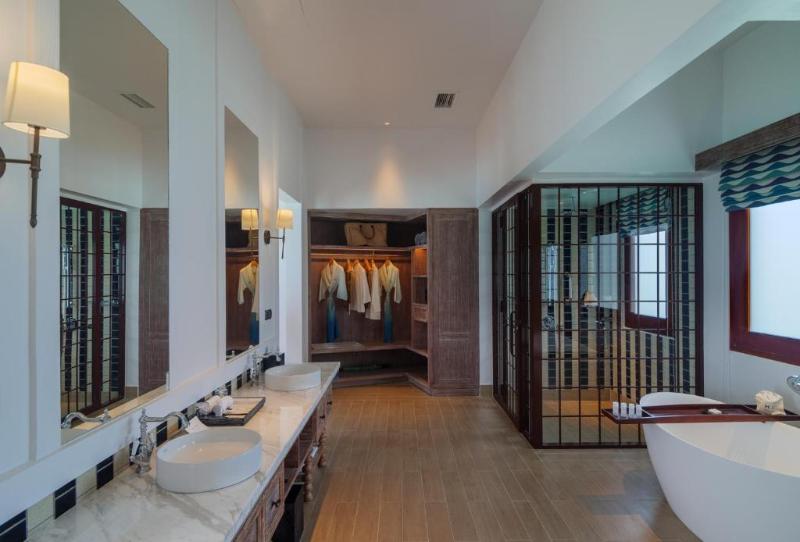 SAii Lagoon Maldives, Curio Collection by Hilton - Oda
