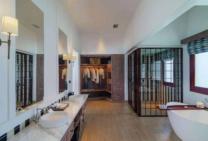 SAii Lagoon Maldives, Curio Collection by Hilton - Oda