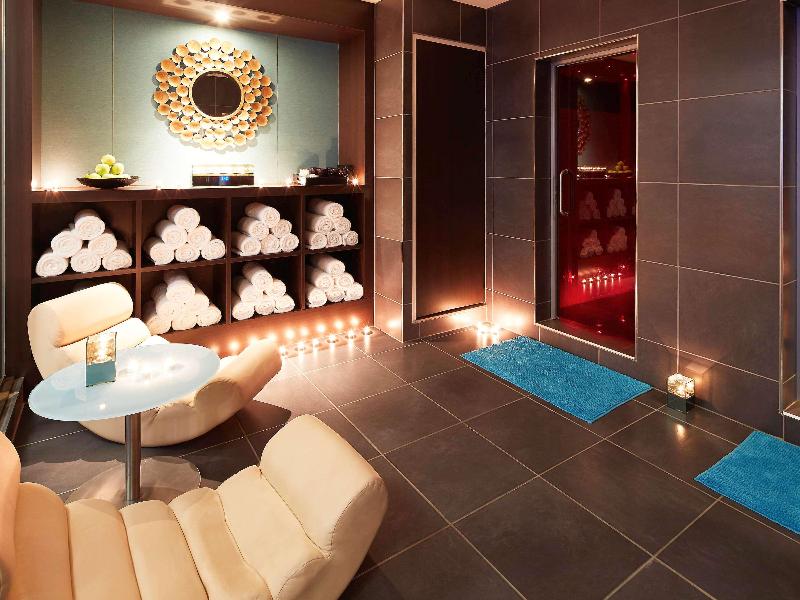 Novotel Londra Kulesi Köprüsü - Aktivite