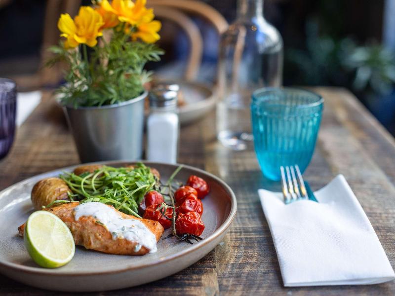 Novotel Londra Kulesi Köprüsü - Restoran