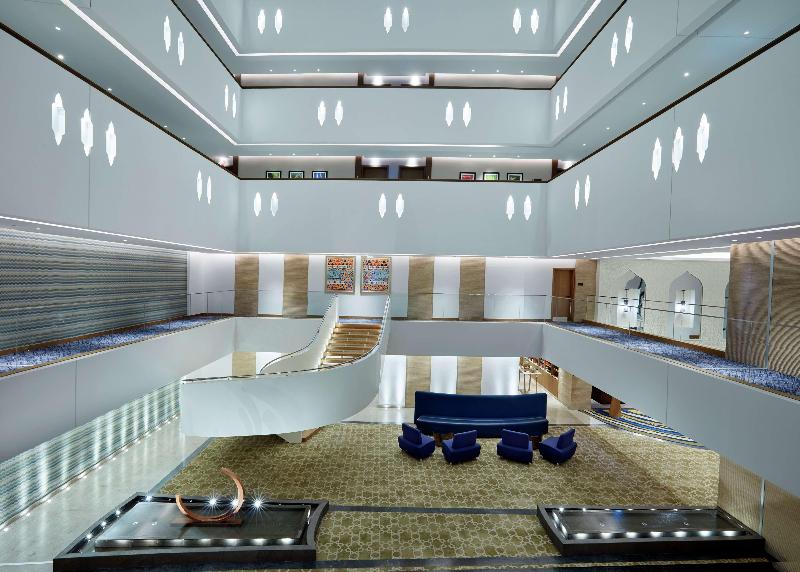 Hilton Garden Inn Muscat Al Khuwair - Lobi