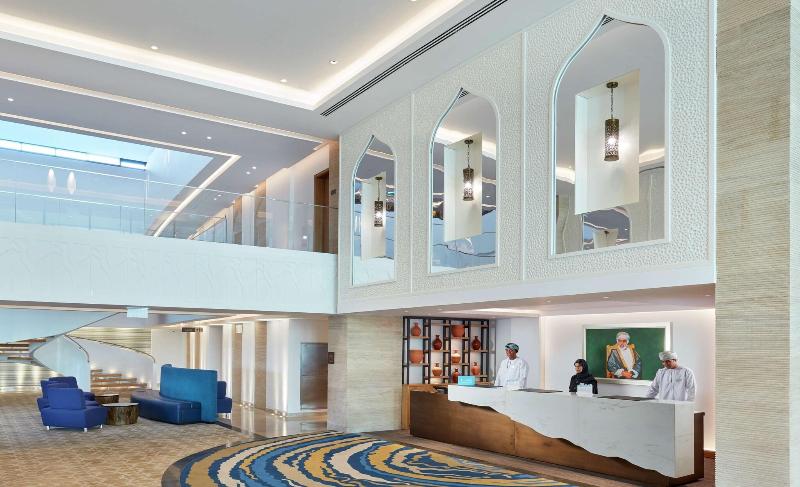 Hilton Garden Inn Muscat Al Khuwair - Lobi