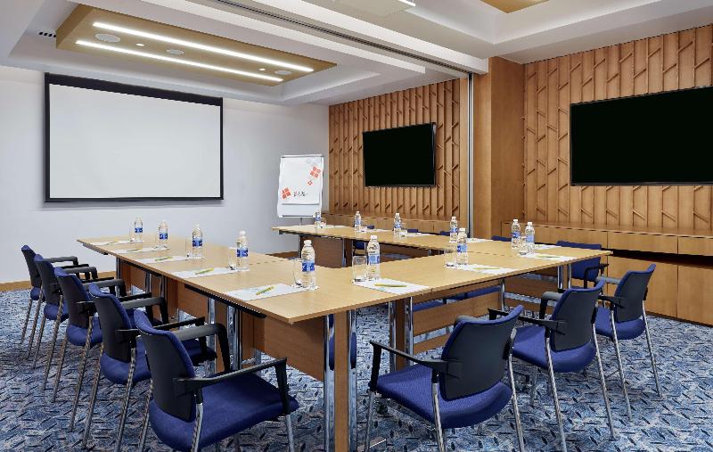 Hilton Garden Inn Muscat Al Khuwair - Toplantı