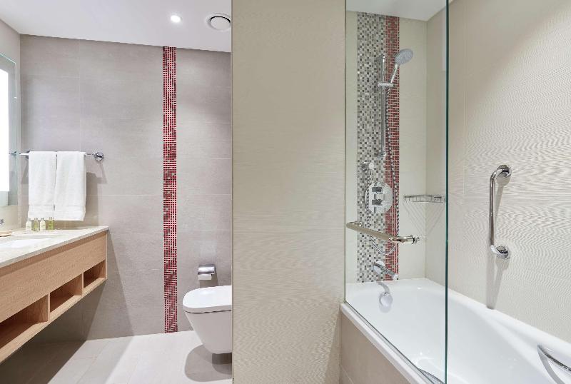 Hilton Garden Inn Muscat Al Khuwair - Oda