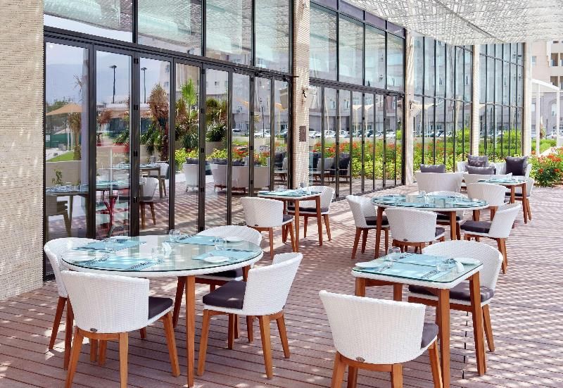 Hilton Garden Inn Muscat Al Khuwair - Restoran