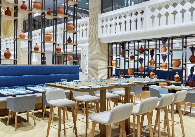Hilton Garden Inn Muscat Al Khuwair - Restoran