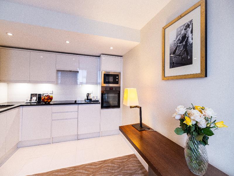 Holiday Inn London - Kensington High St - Oda