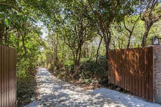 Baan Khunying - Secluded Phuket Beachfront Villa fotoÄŸrafÄ±